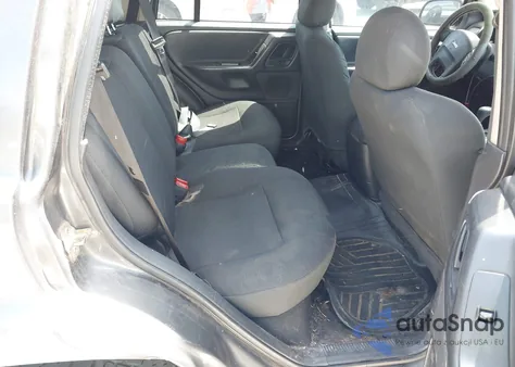 2002 Jeep Grand Cherokee Laredo z USA, uszkodzony, nr VIN 1J4GW48S72C166019